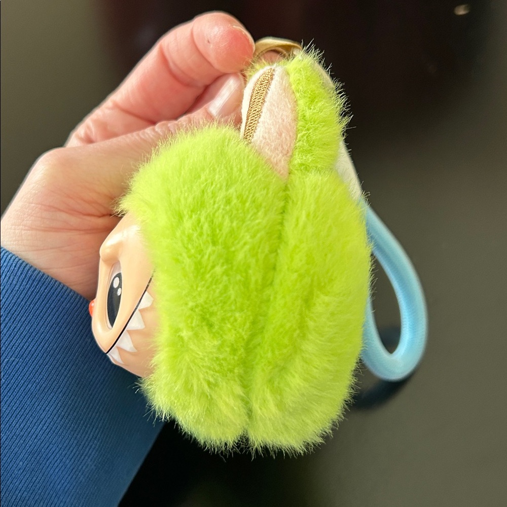 Labubu Little Monster Singing Light Up Bagcharm - Green New - Picture 7 of 15